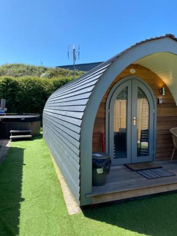 The Pod Hotel Aberystwyth Exterior photo